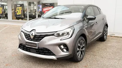 Usata Renault Captur Techno 91 CV (66 kW) 2024 SUV