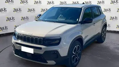 Usata Jeep Avenger Summit 101 CV (74 kW) 2025 Beige SUV
