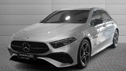 Begagnad Mercedes A180 Advanced Plus 116 HK (85 kW) 2024 Silver Halvkombi