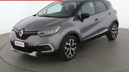 Usata Renault Captur Intens 90 CV (66 kW) 2018 Grigio SUV