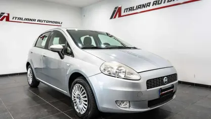 Usata Fiat Grande Punto Dynamic 65 CV (47 kW) 2007 Argento Utilitaria