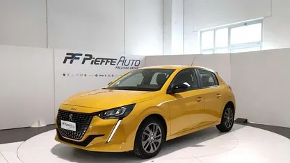 Usata Peugeot 208 Active 75 CV (55 kW) 2023 Utilitaria