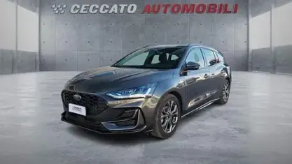 Usata Ford Focus ST-Line 116 CV (85 kW) 2023 Grigio Station wagon