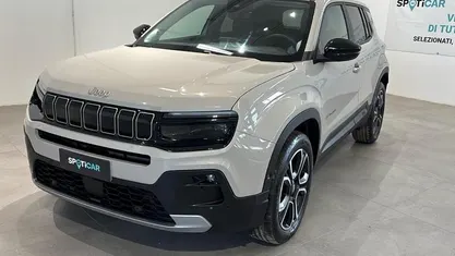 Usata 2025 Jeep Avenger Summit SUV | 25.390 € (Buon prezzo)