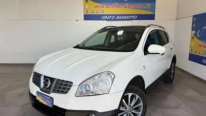 Bianco Usata 2010 Nissan Qashqai N-TEC SUV | 6900 € (Buon prezzo)