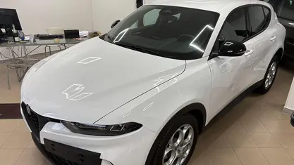 Bianco Usata 2023 Alfa Romeo Tonale SUV | 27.900 € (Buon prezzo)