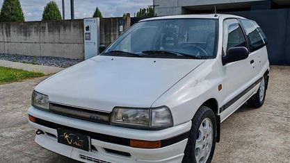 Usata Daihatsu Charade 105 CV (77 kW) 1988 Bianco Utilitaria