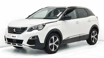 Usata 2020 Peugeot 3008 Allure SUV | 15.800 € (Buon prezzo)