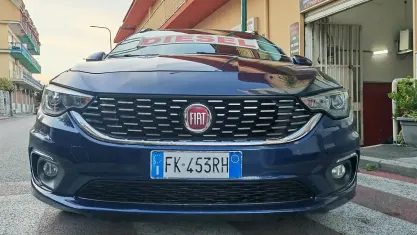 Usata Fiat Tipo 120 CV (88 kW) 2017 Blu Station wagon