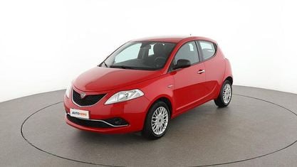 Gebraucht Lancia Ypsilon Silver 95 PS (69 kW) 2018 Rot Kleinwagen