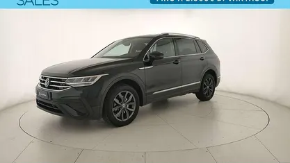 Usata 2022 VW Tiguan Allspace Life SUV | 25.900 € (Buon prezzo)