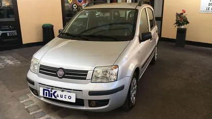 Argento Usata 2009 Fiat Panda Dynamic Due volumi | 4900 € (Buon prezzo)