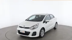 Bianco Usata 2015 Kia Rio Active Tre volumi | 7999 € (Buon prezzo)