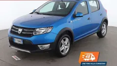 Usata 2015 Dacia Sandero Prestige Due volumi | 9199 € (Buon prezzo)