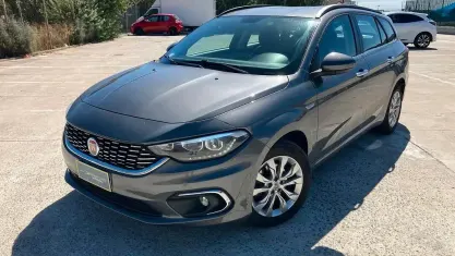 Usata Fiat Tipo Business 120 CV (88 kW) 2020 Grigio Station wagon