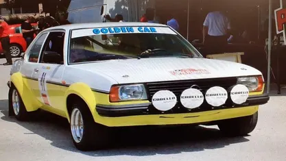 Usata Opel Ascona 116 CV (85 kW) 1981 Bianco Berlina