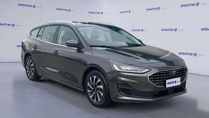 Gray Usata 2025 Ford Focus Titanium Station wagon | 22.400 € (Ottimo prezzo)