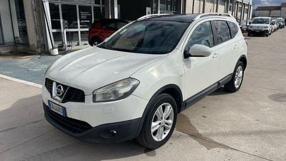 Begagnad Nissan Qashqai +2 Tekna 150 HK (110 kW) 2010 Vit SUV