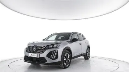 Usado Peugeot 2008 Allure 101 CV (74 kW) 2025 Gris SUV