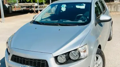 Usata Chevrolet Aveo LT 84 CV (61 kW) 2014 Argento Berlina