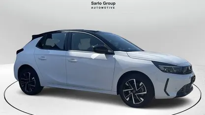 Usata Opel Corsa 101 CV (74 kW) 2025 Argento Utilitaria