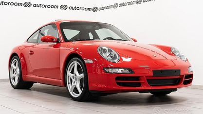 Usata Porsche 911 Carrera 325 CV (239 kW) 2005 Rosso Coupé