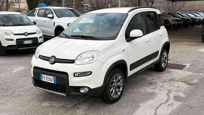 Bianco Usata 2017 Fiat Panda 4x4 Due volumi | 10.990 € (Buon prezzo)