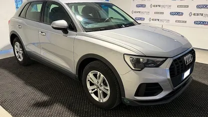 Usata Audi Q3 Business 150 CV (110 kW) 2020 Grigio metallizzato SUV