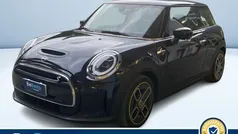 Nero metallizzato Usata 2021 Mini Cooper SE Due volumi | 17.200 € (Buon prezzo)