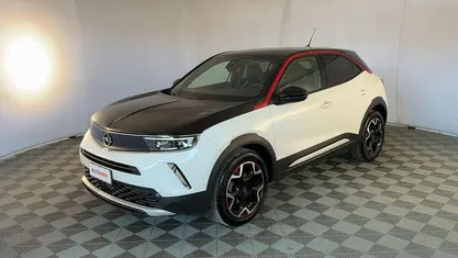 Käytetty Opel Mokka X GS Line 131 HP (96 kW) 2021 Valkoinen Katumaasturi
