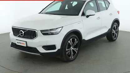 Usata Volvo XC40 Plus 180 CV (132 kW) 2022 Bianco SUV
