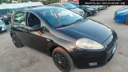 Usata Fiat Grande Punto 69 CV (50 kW) 2010 Nero Utilitaria