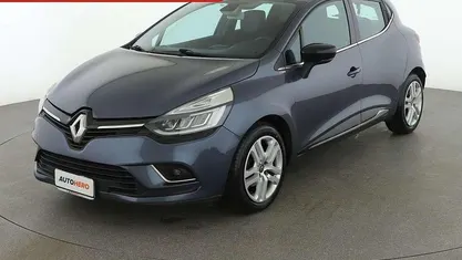 Usata 2019 Renault Clio IV Zen Berlina | 10.199 € (Buon prezzo)