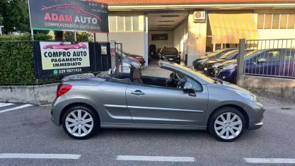 Usata Peugeot 207 CC 120 CV (88 kW) 2009 Grigio Cabrio