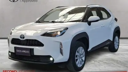 Usata Toyota Yaris Active 116 CV (85 kW) 2023 Bianco Utilitaria