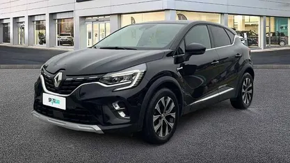 Nera Usata 2023 Renault Captur Techno SUV | 17.600 € (Buon prezzo)