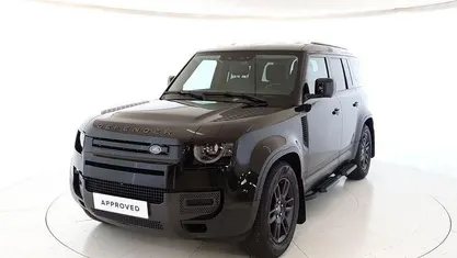 Usata Land Rover Defender SE 400 CV (294 kW) 2024 SUV