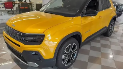 Usata Jeep Avenger EV Summit 11 kW (15 CV) 2023 Giallo SUV