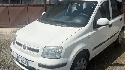 Usata Fiat Panda Emotion 75 CV (55 kW) 2011 Bianco Utilitaria