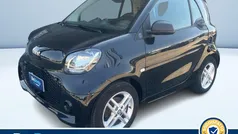 Nero metallizzato Usata 2021 Smart ForTwo Electric Drive Pure Tre volumi | 10.700 € (Ottimo prezzo)