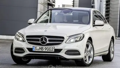 Usata Mercedes C220 Business 170 CV (125 kW) 2019 0q pure white Berlina