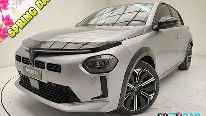 Usata Lancia Ypsilon 110 CV (80 kW) 2025 Utilitaria