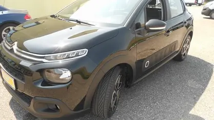 Nero metallizzato Usata 2019 Citroën C3 PureTech Due volumi | 9800 € (Buon prezzo)
