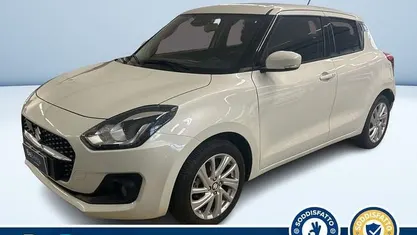 Bianco pastello Usata 2022 Suzuki Swift Due volumi | 16.200 € (Buon prezzo)