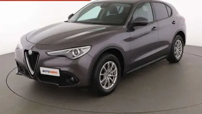 Usata Alfa Romeo Stelvio Business 180 CV (132 kW) 2018 Grigio SUV