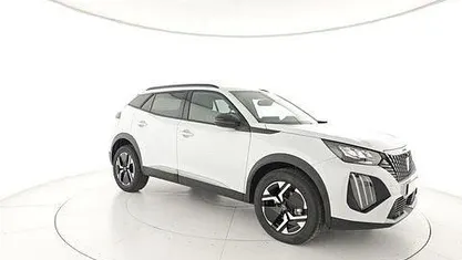 Usado Peugeot 2008 Allure 101 HP (74 kW) 2025 Branco SUV