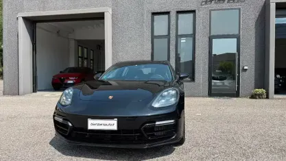 Usata Porsche Panamera Executive 441 CV (324 kW) 2022 Nero Berlina