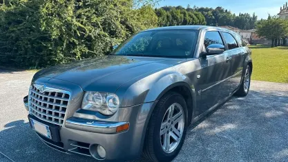 Usata Chrysler 300C Touring 218 CV (160 kW) 2007 Nero Station wagon