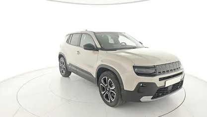 Käytetty Jeep Avenger Summit 101 HP (74 kW) 2025 Peessi Katumaasturi