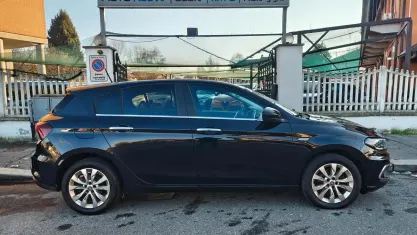 Usata Fiat Tipo 120 CV (88 kW) 2020 Nero Berlina